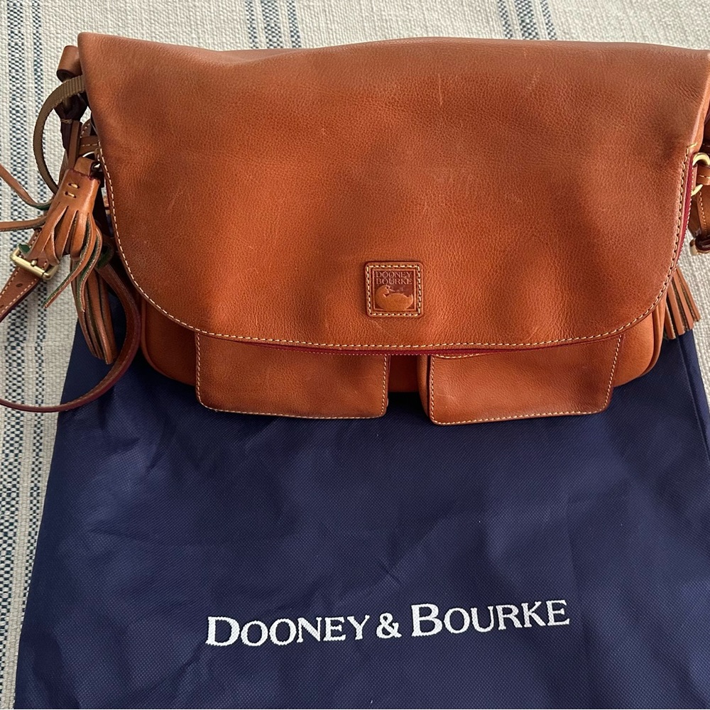 Dooney & Bourke Brown Leather Crossbody Bag NWOT
